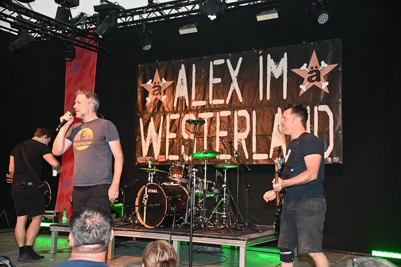 Alex im Westerland – Stadthalle Nieheim - OWL Booking