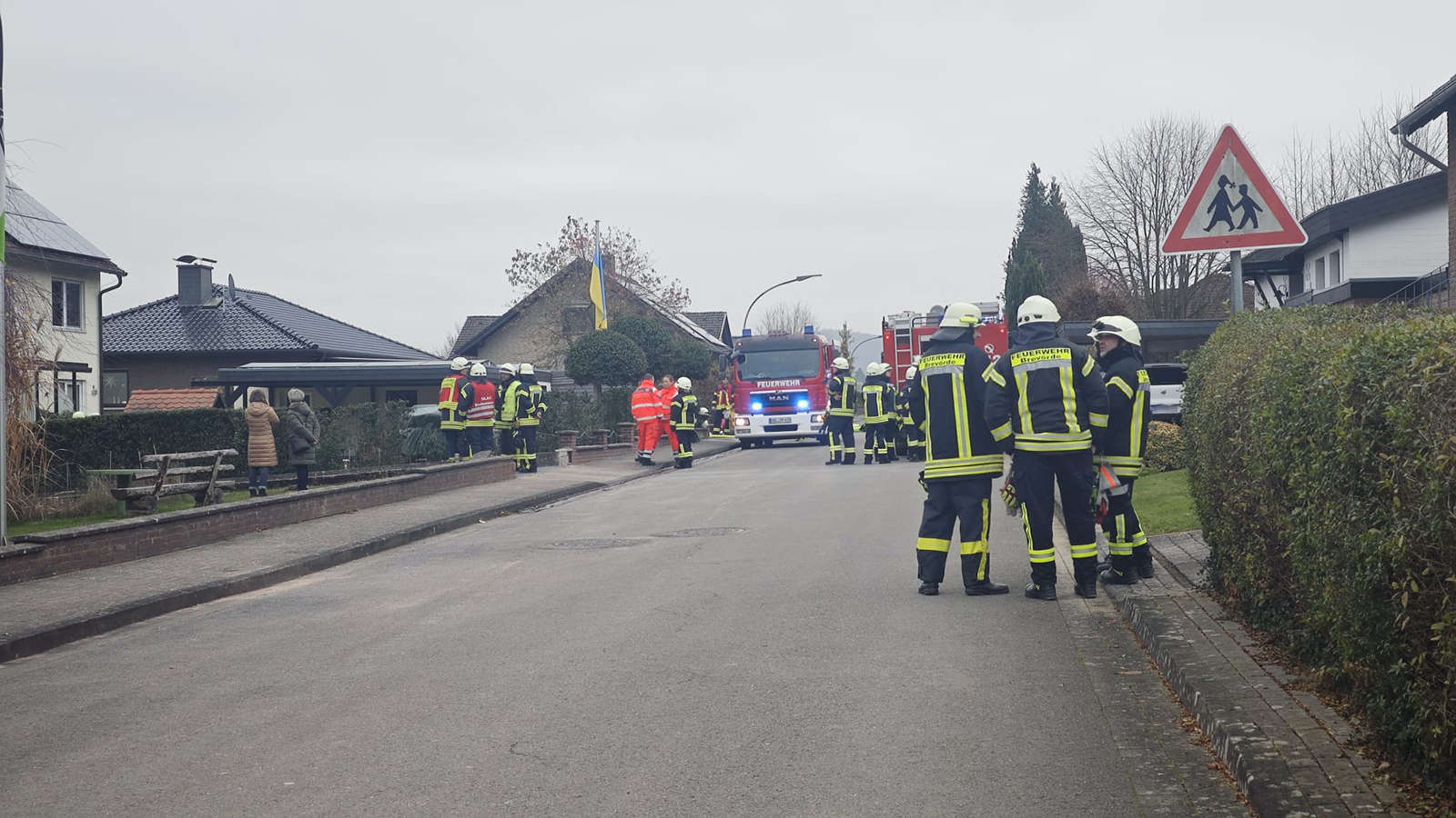 Glück im Unglück: Feuerwehr stoppte Schwelbrand in Heinsen