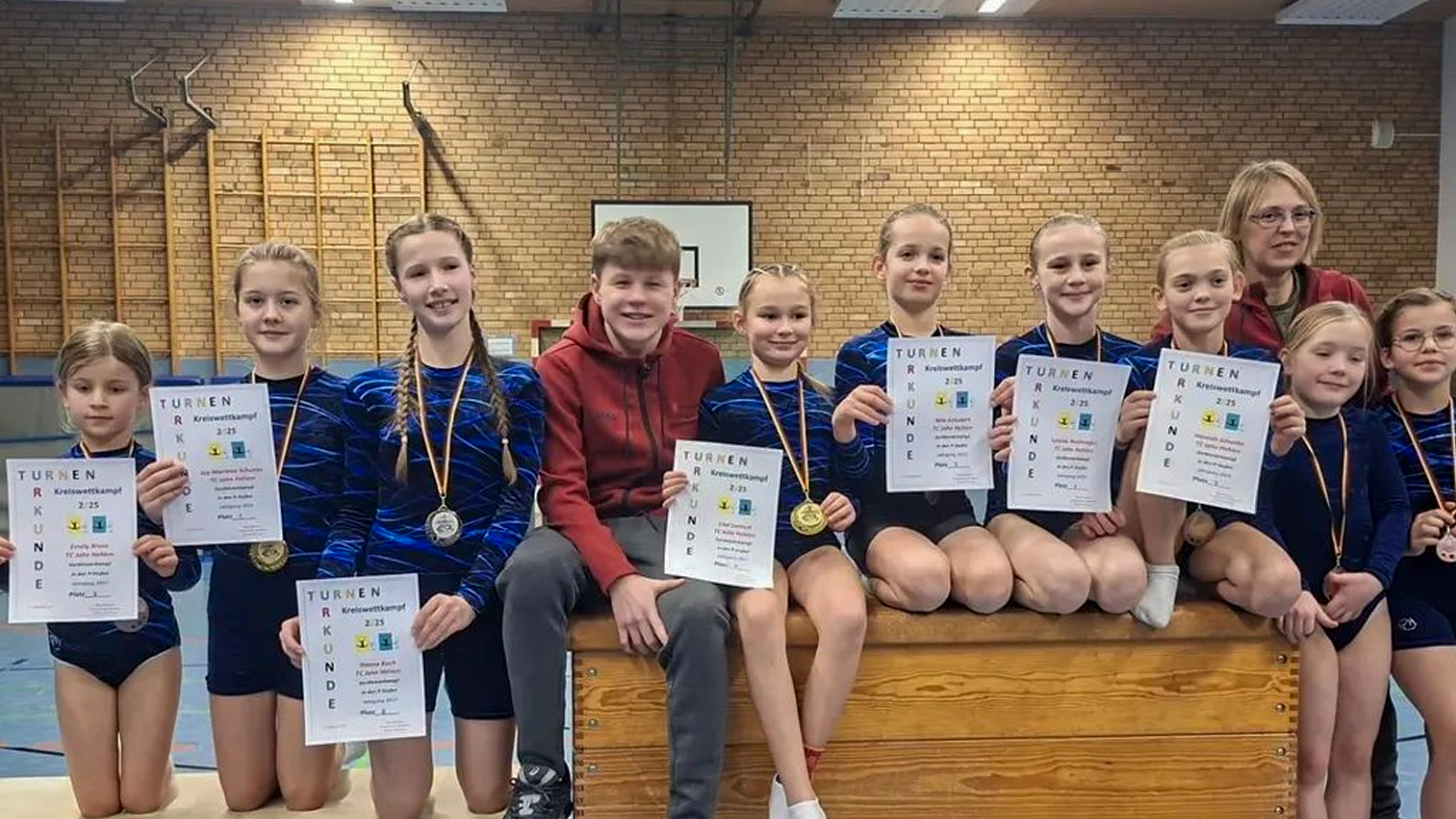 TC Jahn Hehlen beeindruckt beim Gerätturnwettkampf in Holzminden mit starken Leistungen und zahlreichen Podestplätzen