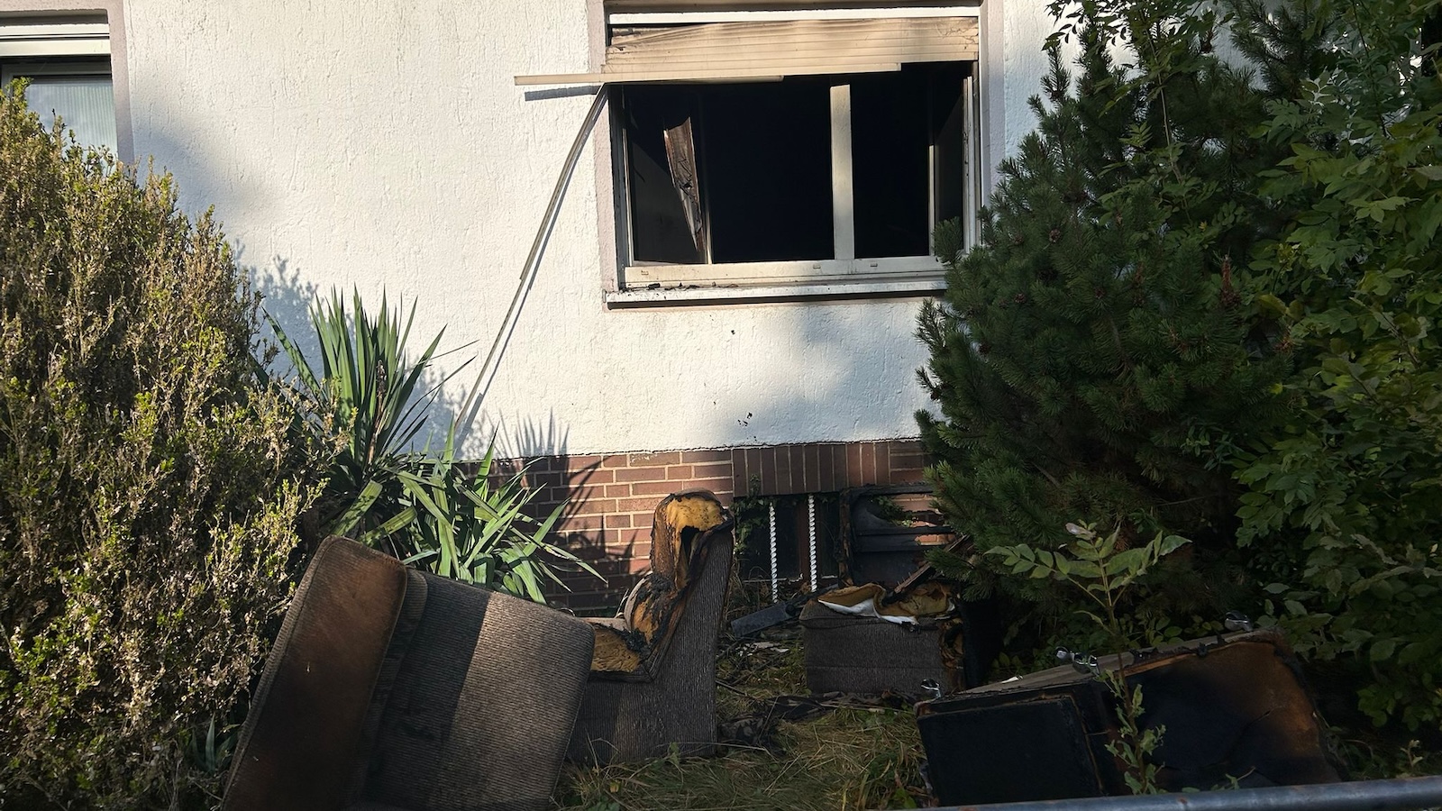 Feuerwehreinsatz in Eschershausen: Gaskartusche verursacht Wohnungsbrand