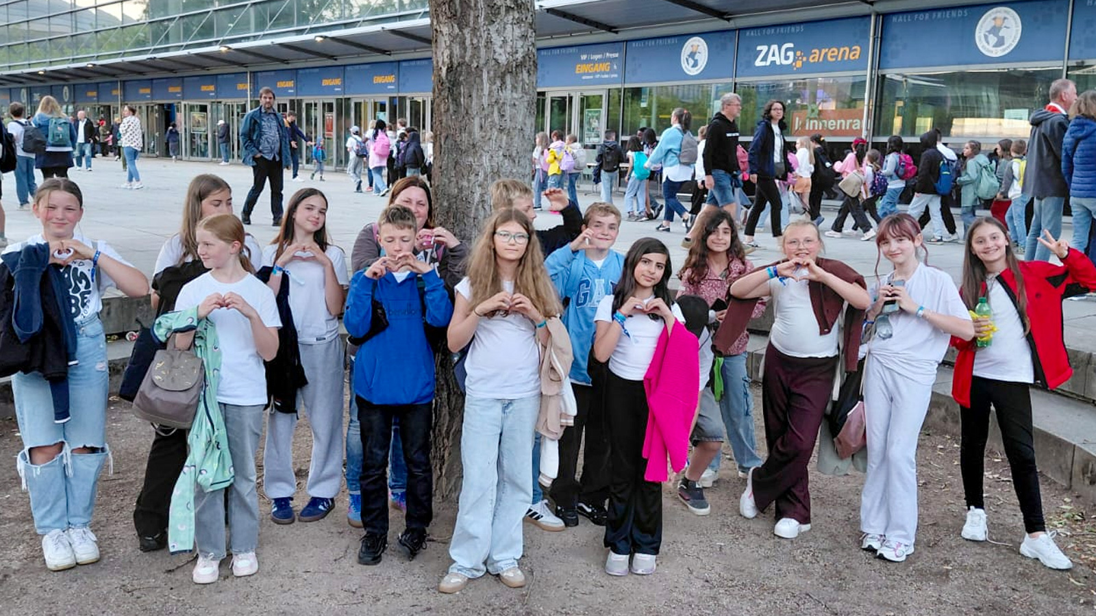 Musikprofil der HRS Eschershausen begeistert mit Auftritt beim Schulchorprojekt „6K UNITED!“ in Hannover