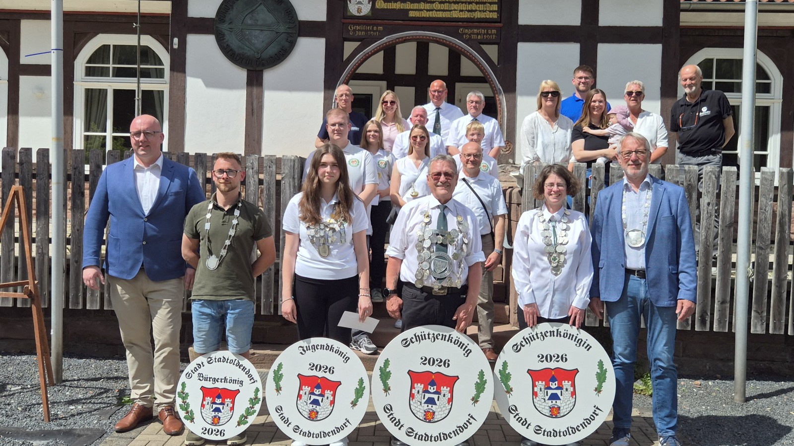 Stadtoldendorfer Bürgerschützengilde räumt ab: Königsschießen, Festumzug und neue Majestäten für die Homburgstadt