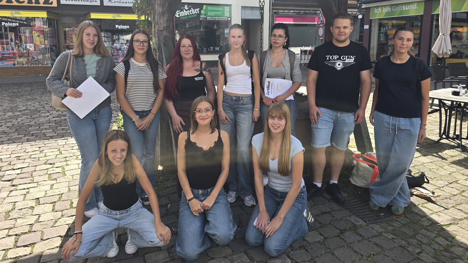 Kinder- und Familienbüro Einbeck bildet acht neue Babysitterinnen und Babysitter aus