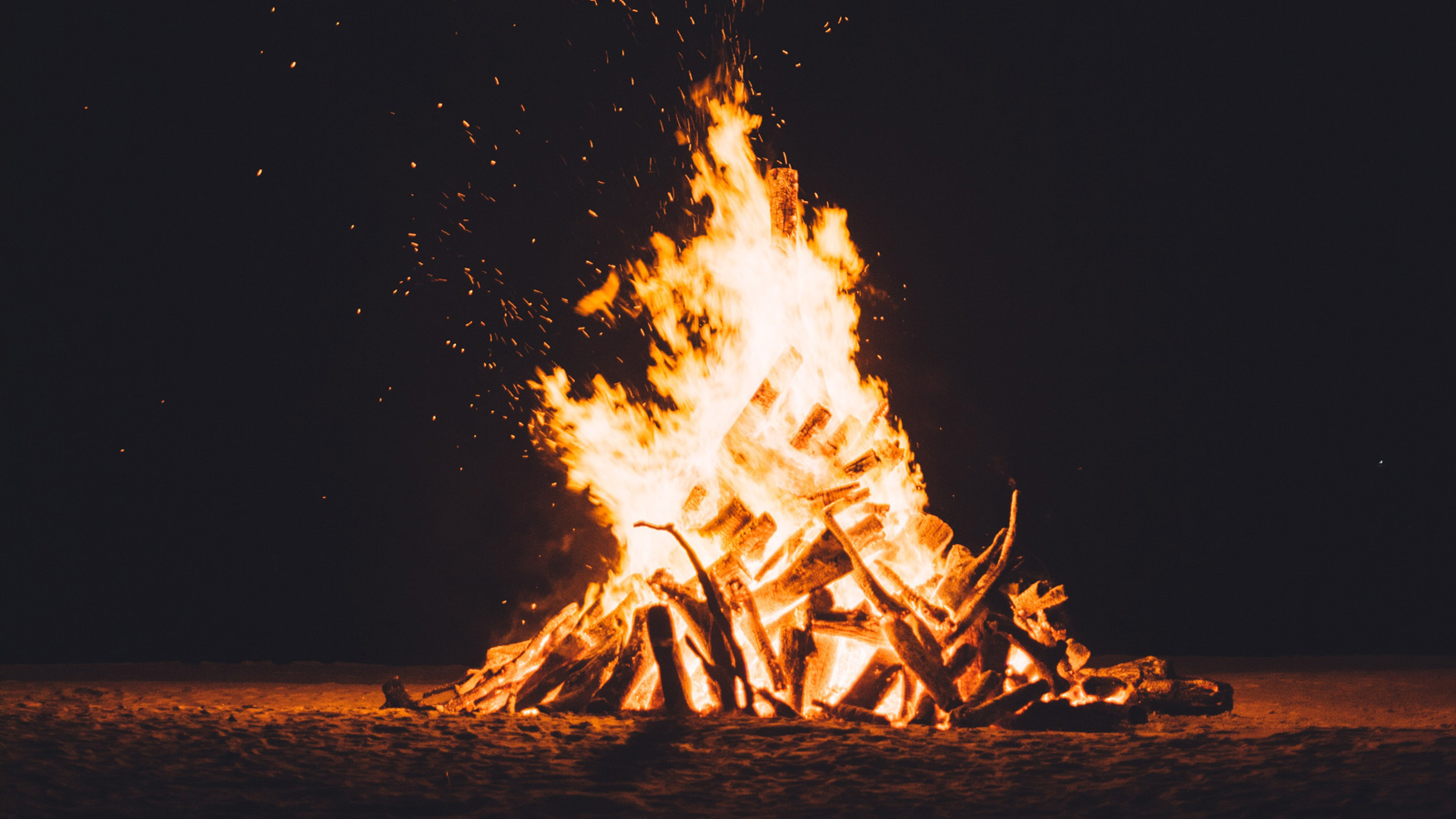 Extreme Wald- und Feldbrandgefahr: Landkreis Holzminden verbietet offene Feuer bis Ende September
