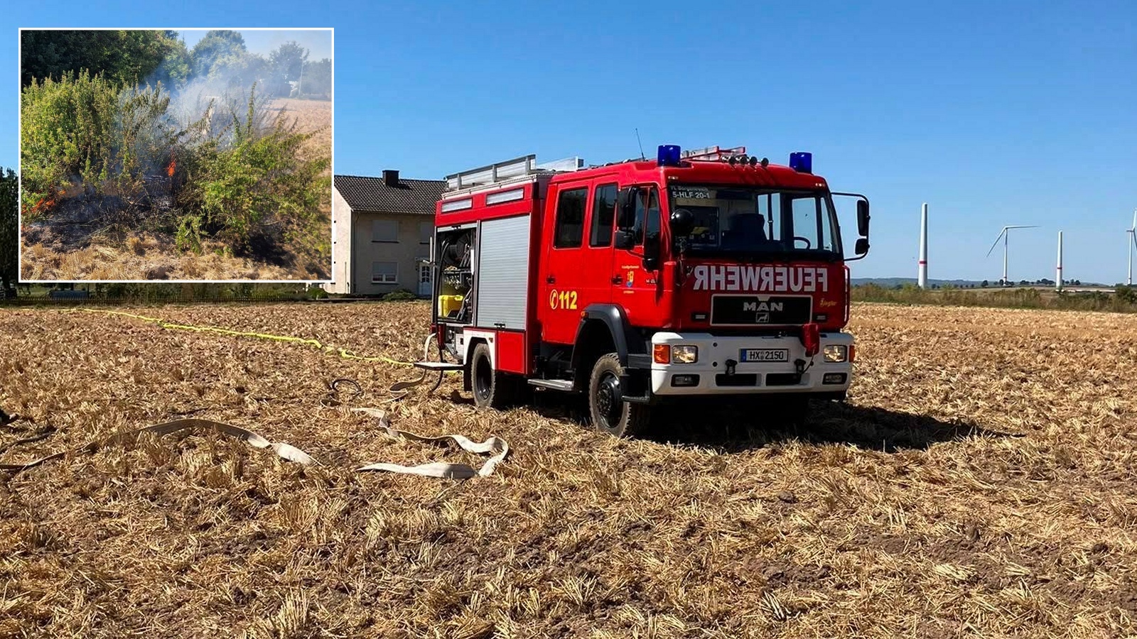 Flammen unmittelbar neben Scheune: Feuerwehr verhindert bei Flächenbrand in Körbecke Schlimmeres