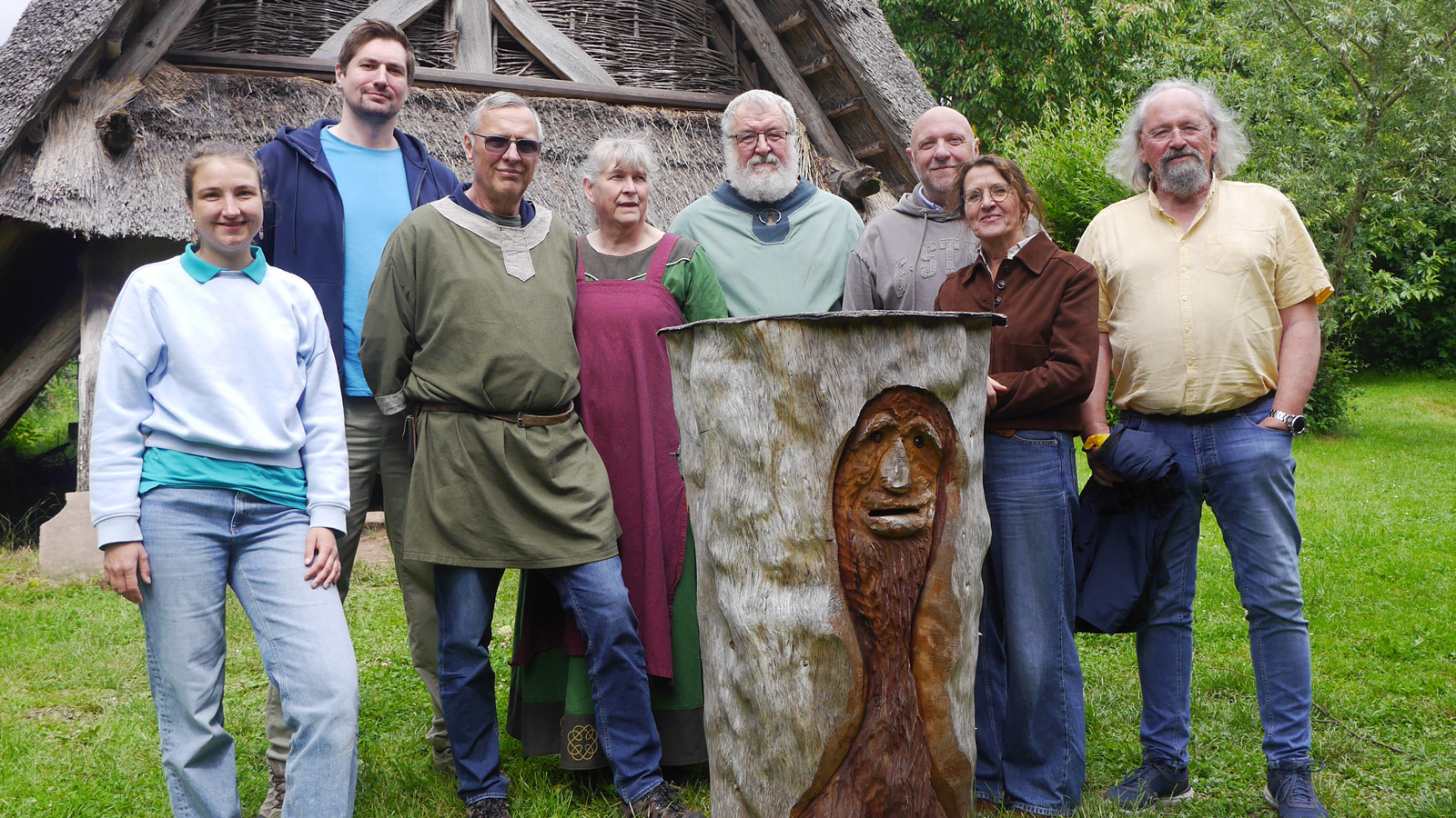 Setzen sich ehrenamtlich für den Verein Projekt Begegnung ein (von links): Lotti Mikus, Simon Jonski, Ulrich Wulbeck, Ulla und Michael Schikyr, Jens-Martin Wolff, Andrea Ziemer und Bernd Wengel.