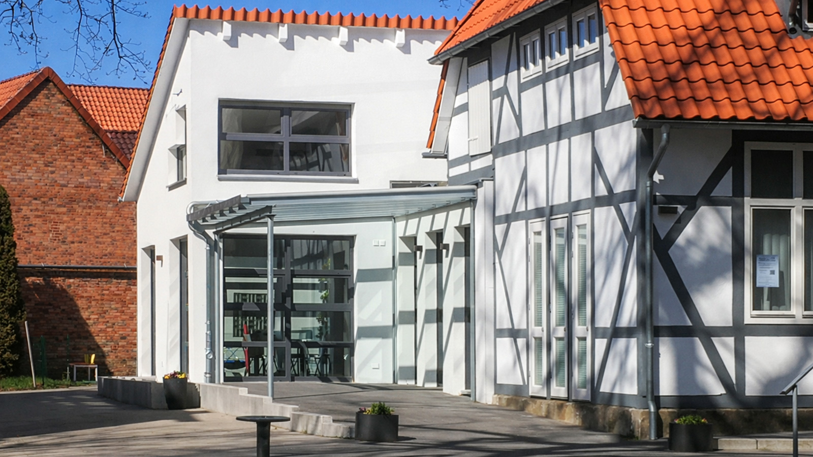 „Seid Menschen“: Gedenklesung erinnert in Delligsen an Margot Friedländer