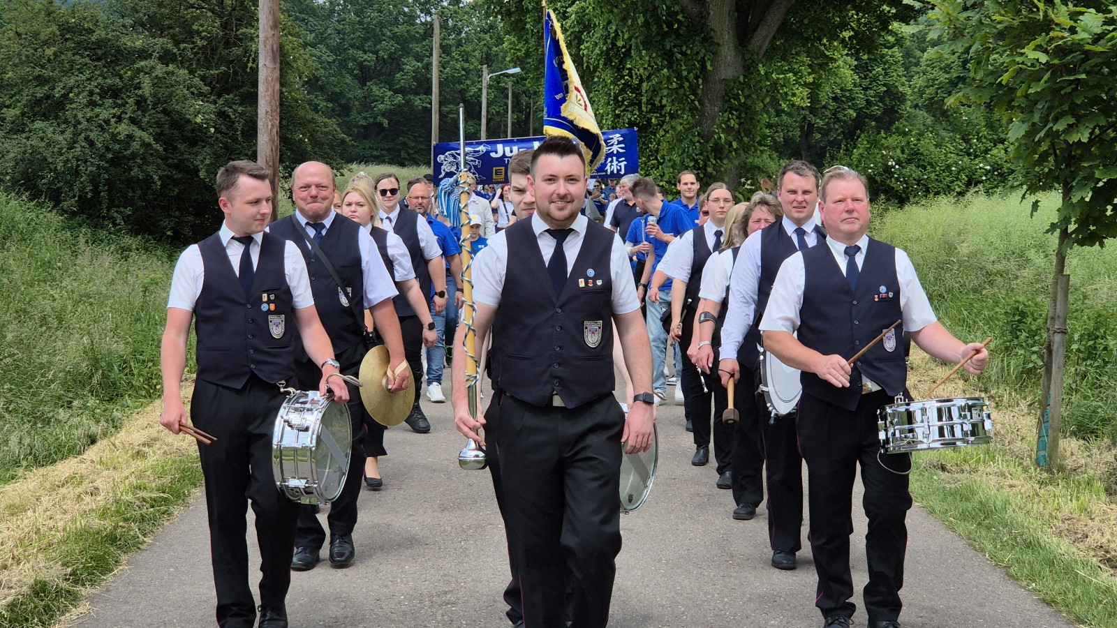 Ein Dorf feiert gemeinsam: Kleines Schützenfest in Ottenstein bringt Musik, Begegnung und Tradition zusammen